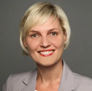 Julia Waterstradt